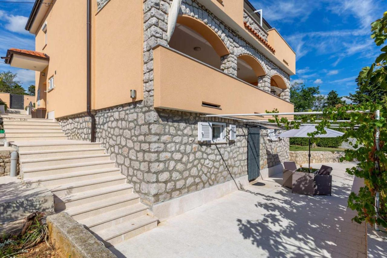 Apartman Marija Novi Vinodolski Eksteriør billede